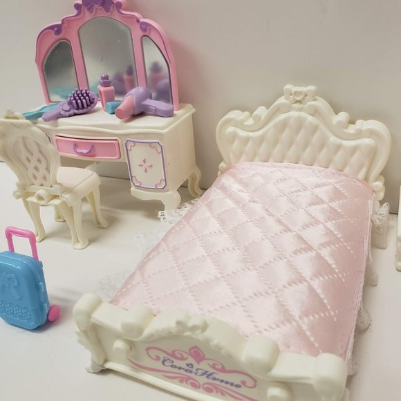 New Dollhouse Bedroom/Kitchen set - Picture 14 of 16